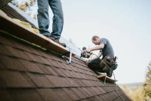 Local Roofers in Glenwillard, PA